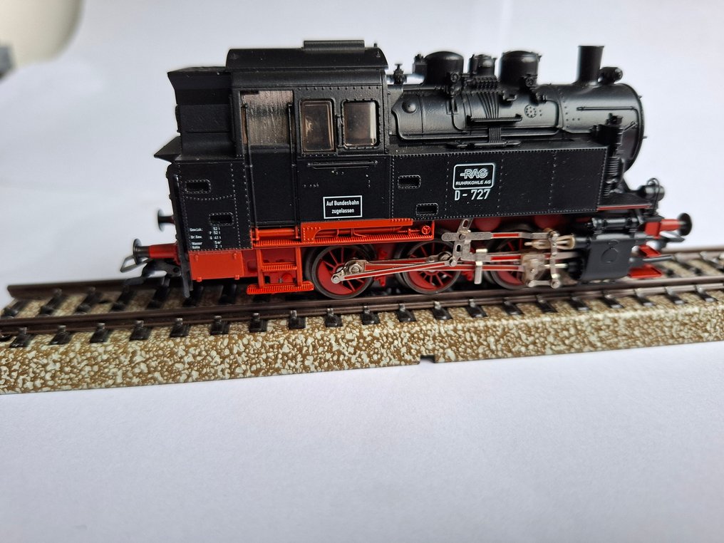 Märklin H0 - 3404 - Ατμομηχανή (1) - BR80 - RAG #2.1