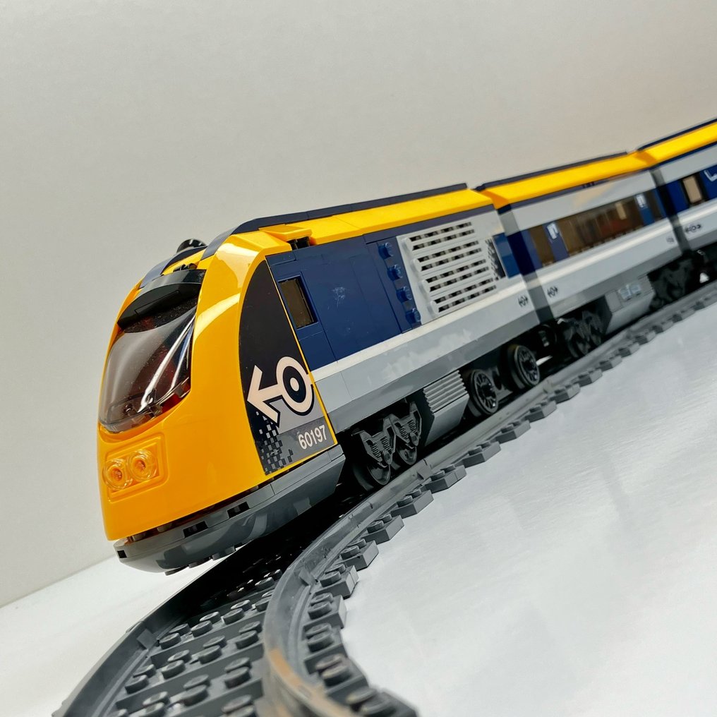 Lego Sett - 60197 - By - Passagierstrein #1.0