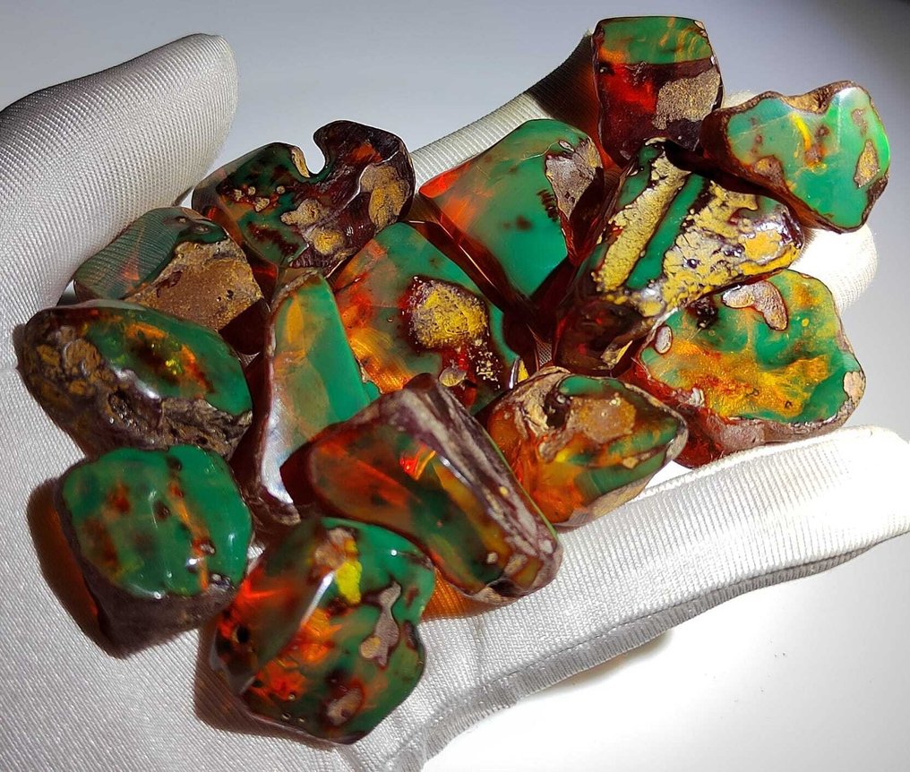 Dominican Green Amber!! High Quality- 355cts - Ámbar #4.3