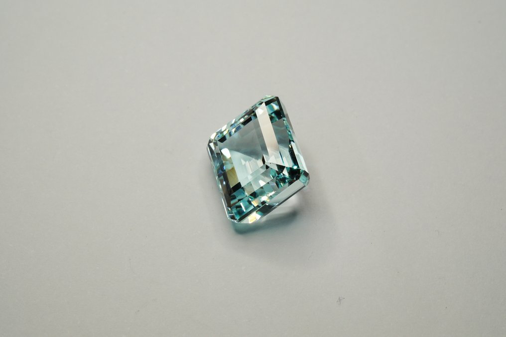 没有保留价 蓝色 海蓝宝石  - 10.28 ct - 国际宝石研究院（IGI） #1.0