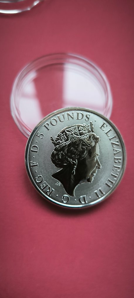 United Kingdom. 5 Pounds 2020  (No reserve price) #2.1