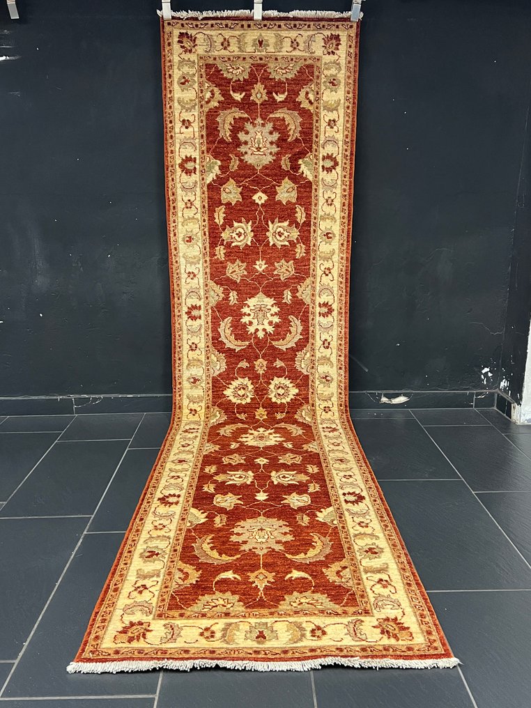 Magnificent Ziegler (New) - Carpet - 310 cm - 80 cm #1.0