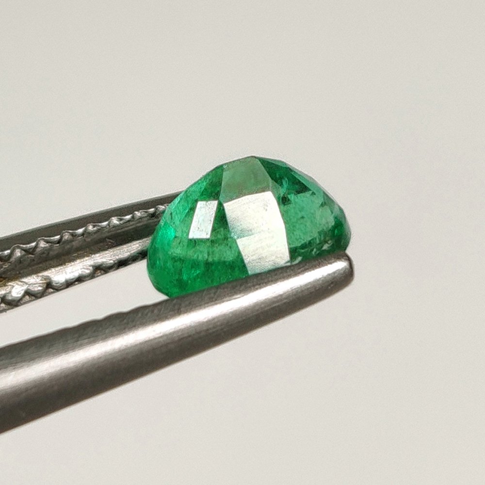 Fără preț de rezervă Verde Smarald - 0.96 ct - IGI (Institutul gemologic internațional) #4.3