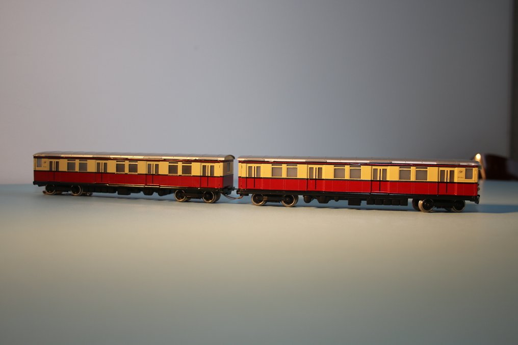 Märklin H0 - 3128 - Μονάδα τρένου (1) - Διπλό τρένο S-Bahn BR 275 - BVG/DR #2.1