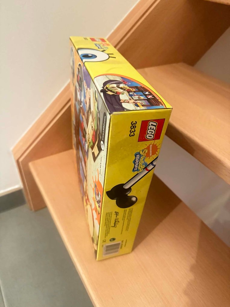 Lego Set - 3833 - SpongeBob SquarePants - Krusty Krab Adventures #3.2