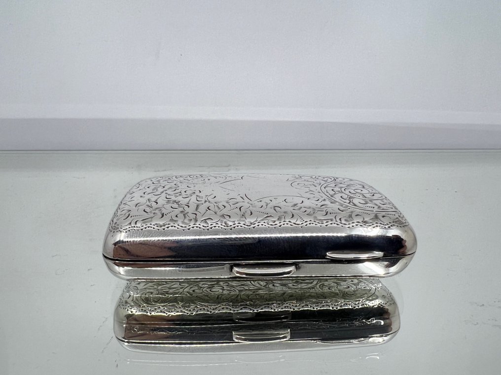 Minshull & Latimer - Scatola - Periodo edoardiano – con incisione in stile estetica vittoriana. - .925 argento - Custodia da tasca in argento #1.0
