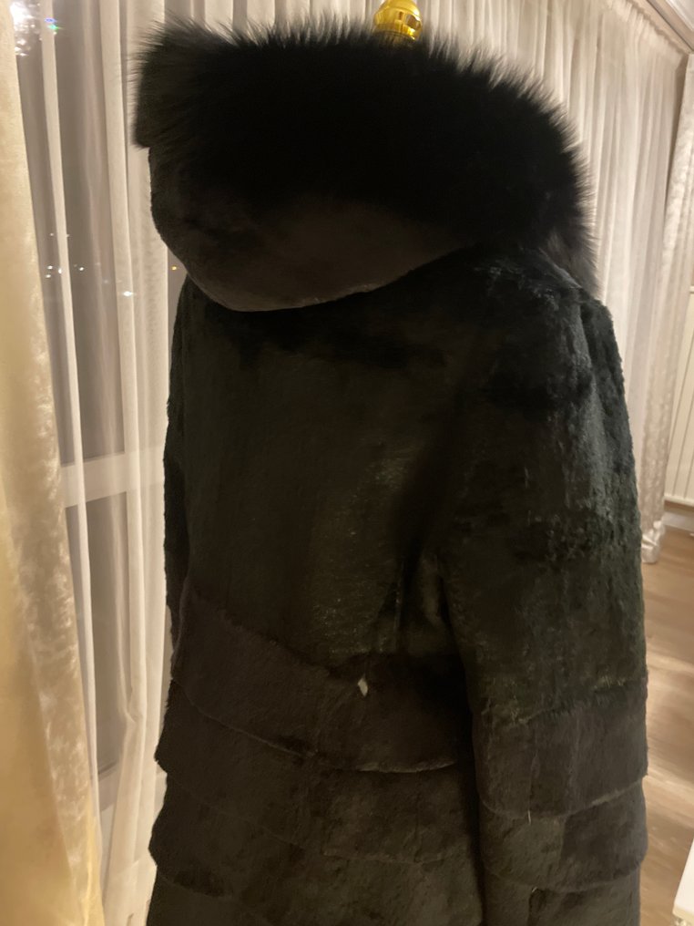 Artisan Furrier - Turkkitakki #4.3