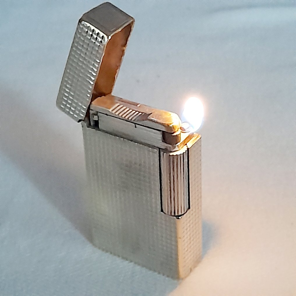 S.T. Dupont - 没有保留价 - 打火机 - 银盘 #1.0