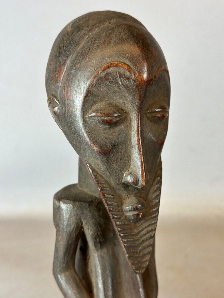 证书：旧非洲库苏雕塑 - 刚果  (没有保留价) #3.2