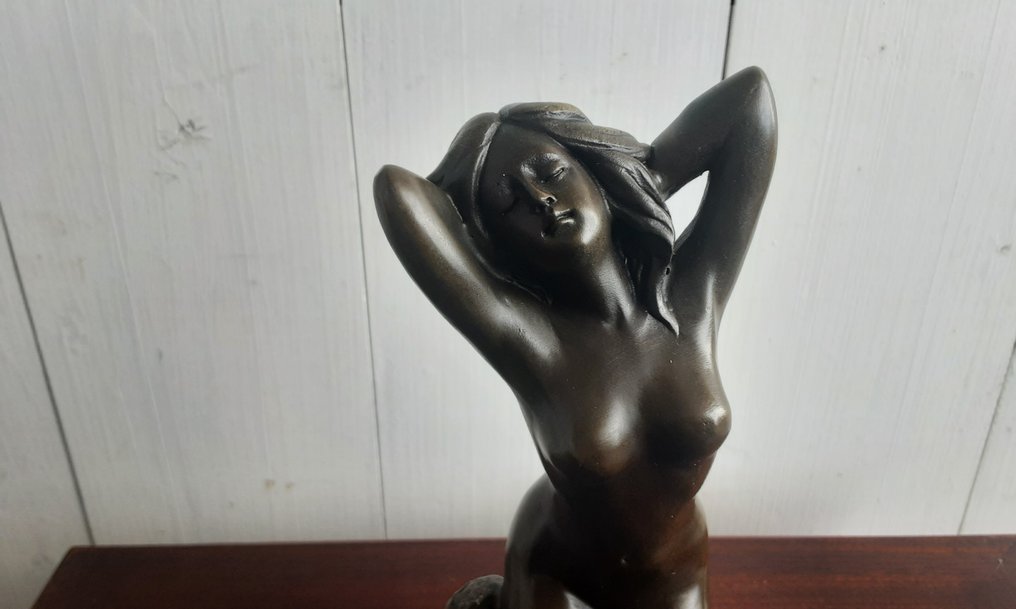 J.patoue - Statue, Naakte vrouw - 22 cm - Bronze, Marble #2.1