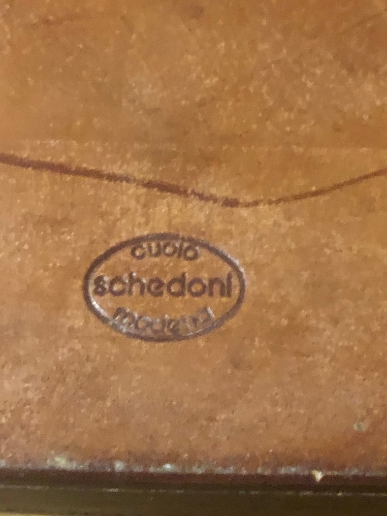 法拉利 Schedoni 皮革名片夹，基于 Schedoni 1980 年代的复古盒子皮革，配有活塞。 - Ferrari - 1990 #2.1