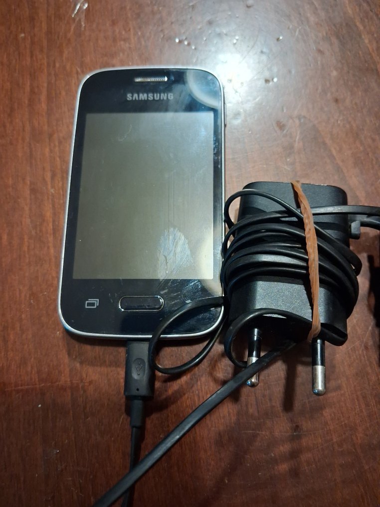 Samsung - Telefono cellulare (4) #3.2