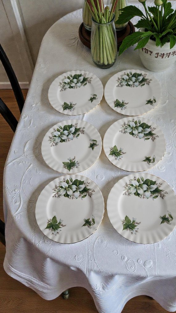 Royal Albert - 甜點食具 (6) - Trillium - Bone china - 新古典主义的魅力 #1.0