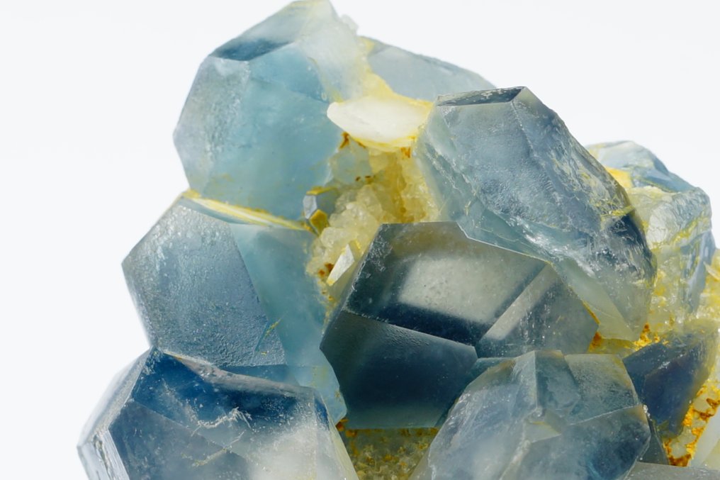 2025 trova CELESTINE con calcite. fluorescente di alta qualità in UV - Altezza: 8 cm - Larghezza: 5 cm- 214 g #2.1