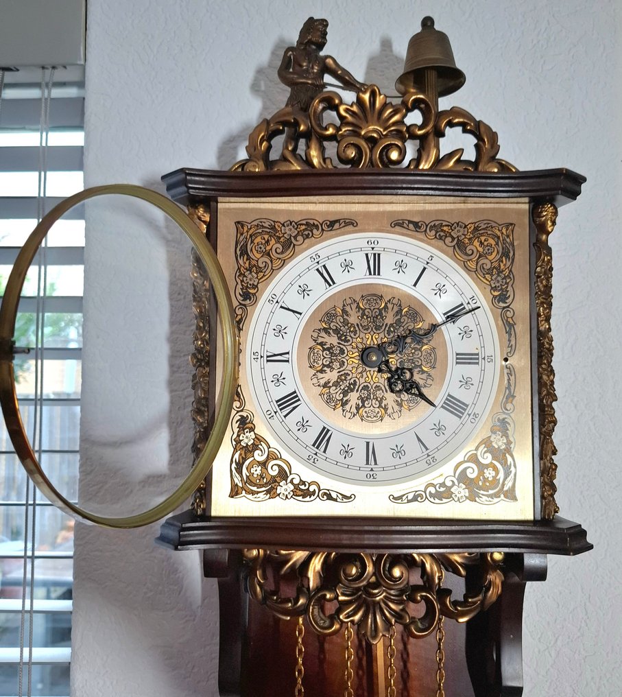 Frisisk stolklokke - Hermle FHS (Franz Hermle & Sohn) -  Vintage Tre, Messing, Glass - 1970–1980 - bel-slaand figur #3.2