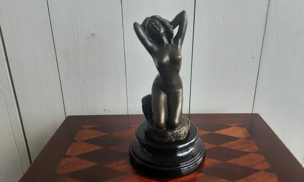 J.patoue - Statue, Naakte vrouw - 22 cm - Bronze, Marble #1.0