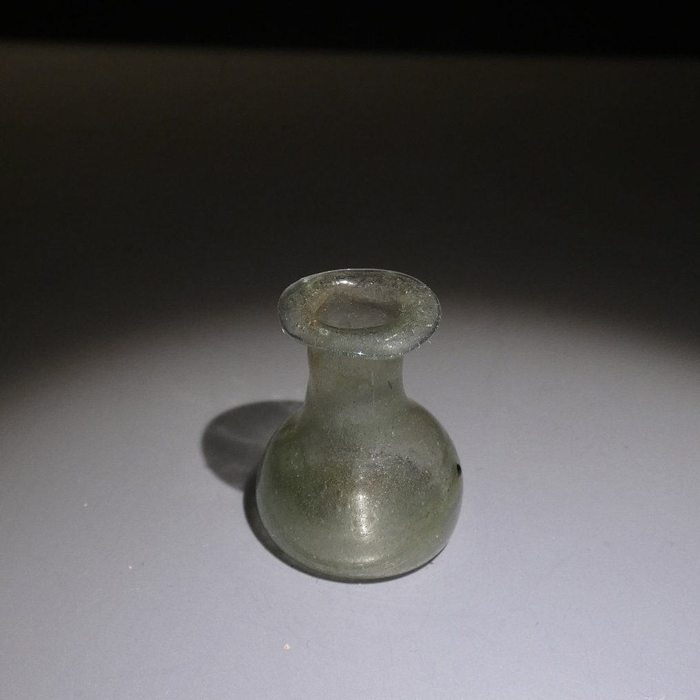 Αρχαία Ρωμαϊκή Γυαλί Flask. 3 εκ ύψος. 1ος - 2ος αιώνας μ.Χ.  (χωρίς τιμή ασφαλείας) #1.0