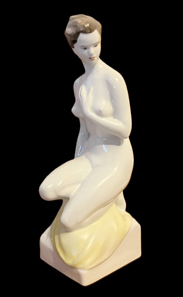 Kezzel Festett - 小雕像, The nude - 30 cm - 瓷 #1.0