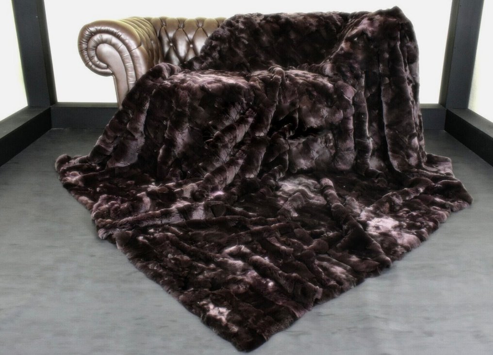 dunkelbraun - Fell - Decke  - 215 cm - 112 cm - Rex Chinchilla #1.0