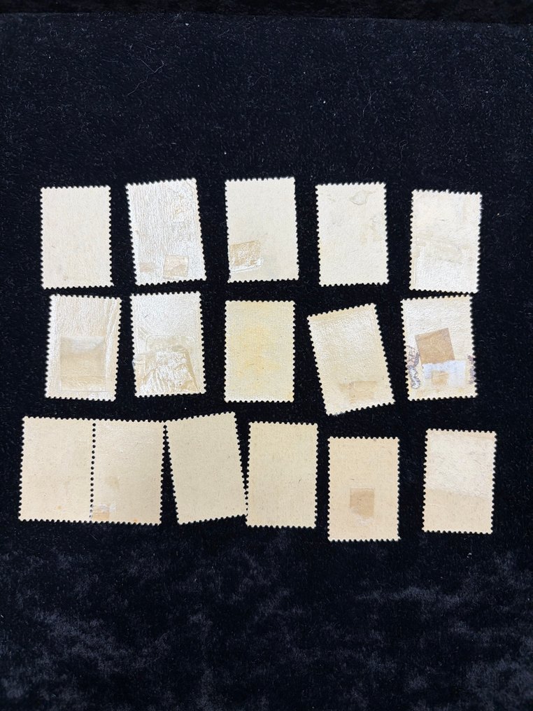 奧地利  - 奥地利后邮票7½ Kreuzer——历史邮资标签收藏 #2.1