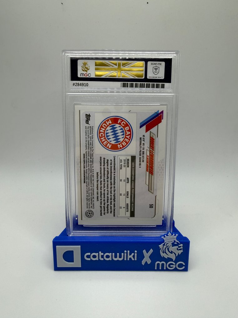2021 Topps Chrome Robert Lewandowski NO.050 Parallel card, Graded card - MGC 10 - 1 Graded card #1.0