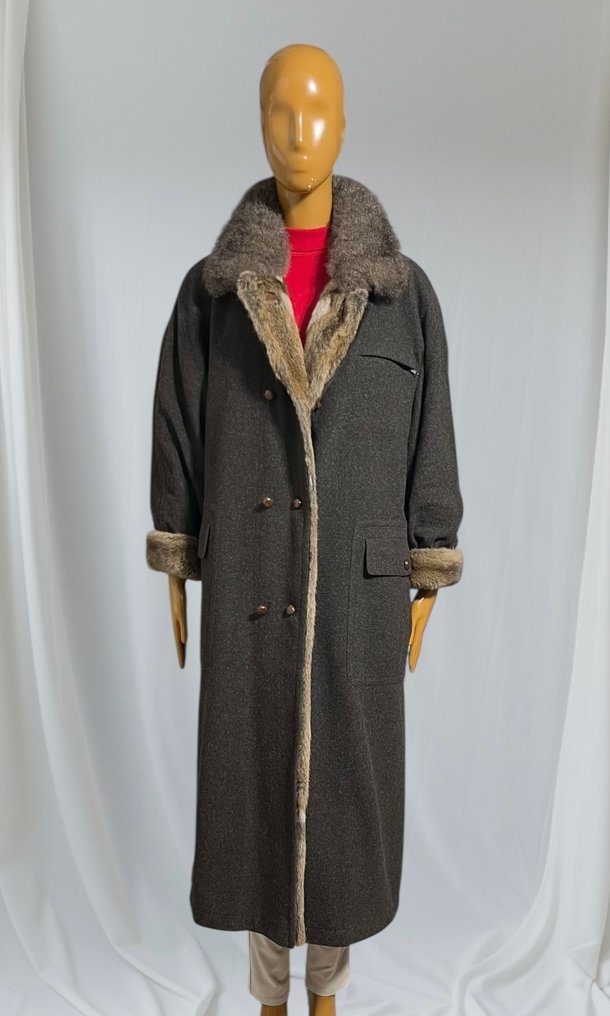 Jobis Virgin Wool and Natural Hamster Fur  - Coat #1.0