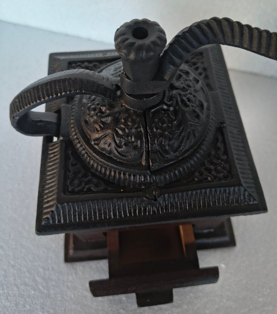 Kaffeemühle - Gusseisen und Holz - Kaffeemühle mit Schublade #2.1