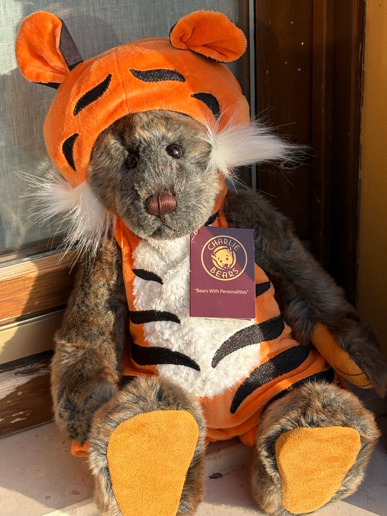 Charlie Bears: Sleepover Teddy Nod, met label - Plush animal - 1950-1960 - U.K. #1.0