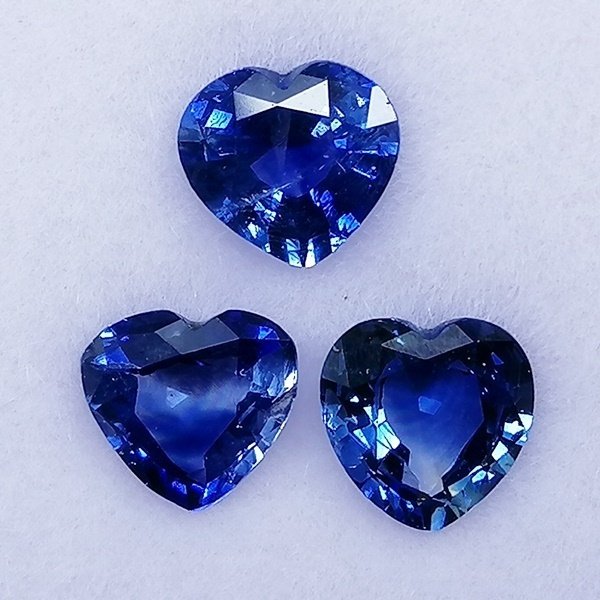 3 pcs  蓝色 蓝宝石  - 1.30 ct - 西班牙宝石学院（IGE） #1.0