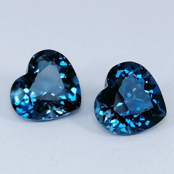 2 pcs  蓝色 黄宝石  - 11.56 ct - 西班牙宝石学院（IGE） #1.0