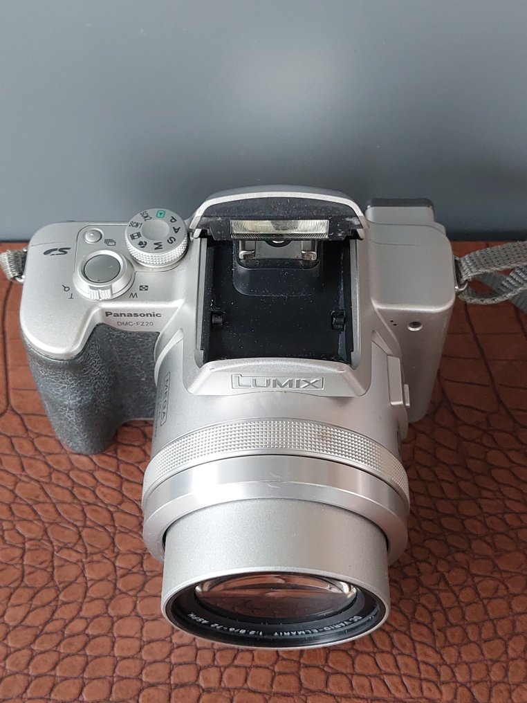Panasonic DMC-FZ20 Cameră digitală #3.2