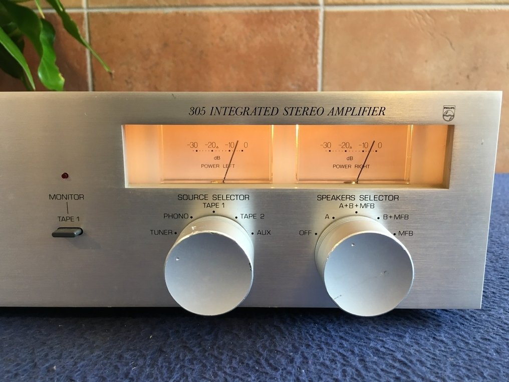 Philips - 22AH305 Zintegrowany wzmacniacz półprzewodnikowy - Różne modele #1.0