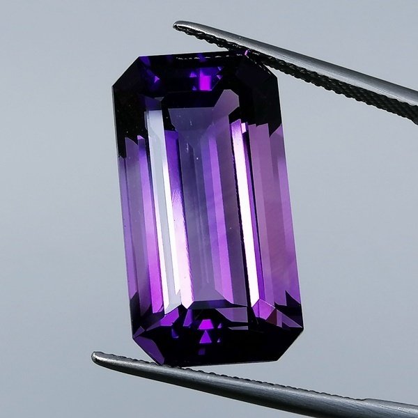 1 pcs  紫罗兰色 紫水晶  - 21.30 ct - 西班牙宝石学院（IGE） - 无治疗 #1.0