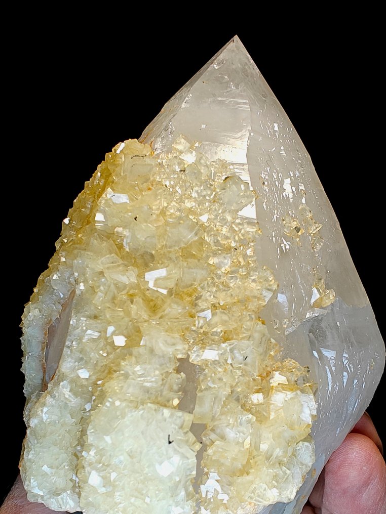 Πυρίτης λευκός και πυκνός με χρυσή βαρίτη από το Cavnic. - Ύψος: 12 cm - Πλάτος: 11 cm- 1350 g #3.2