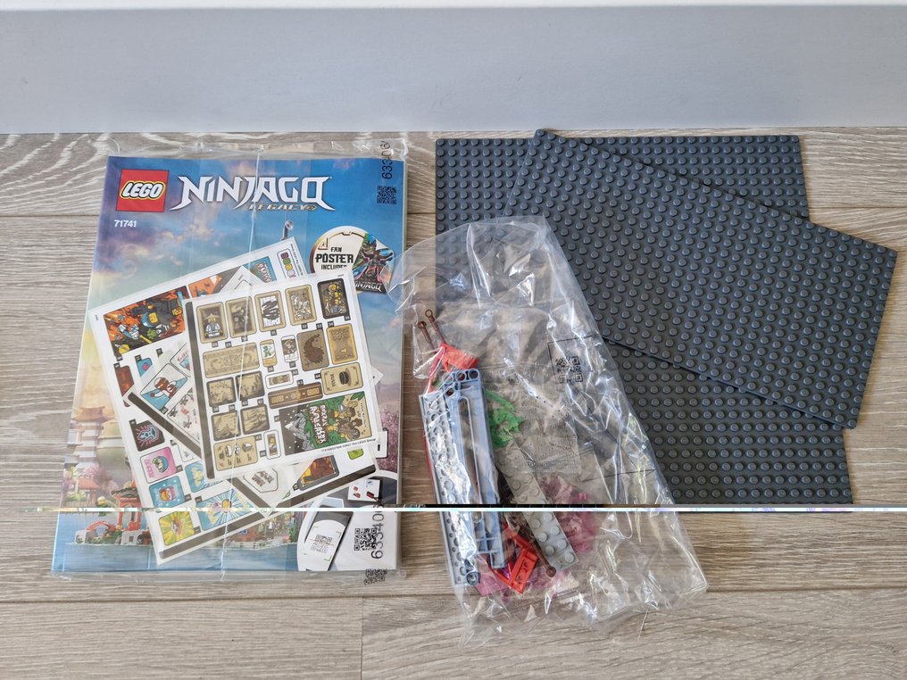 Lego Set - 71741 - Ninjago - Ninjago City Gardens #2.1