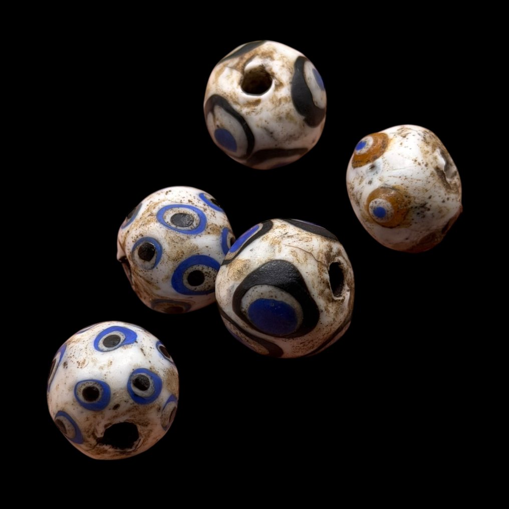 Αντίγραφο ενός αρχαίου Ισλαμικού αντικειμένου. Gabri Glass Beads  (χωρίς τιμή ασφαλείας) #2.1