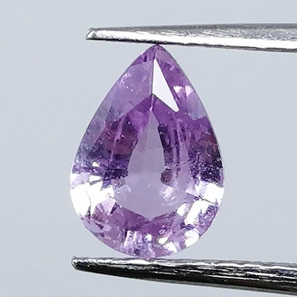 蓝宝石  - 0.70 ct - 西班牙宝石学院（IGE） - 无治疗 #4.3