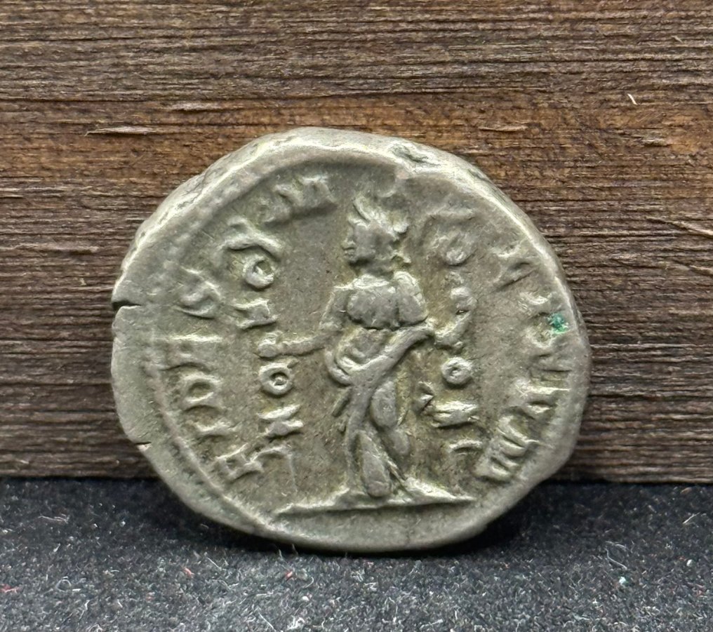 羅馬帝國. 亞歷山大·塞維魯斯 (AD 222-235). Denarius Rome - FIDES MILITVM  (沒有保留價) #3.2