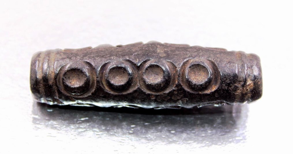 Αρχαίο Βουδιστικό ιερό Θιβετιανό μαγνητικό λίθο DZI με 16 μάτια - Προστατευτικό φυλαχτό. Μετεωρίτης πέτρας-σιδήρου- 40 g #1.0