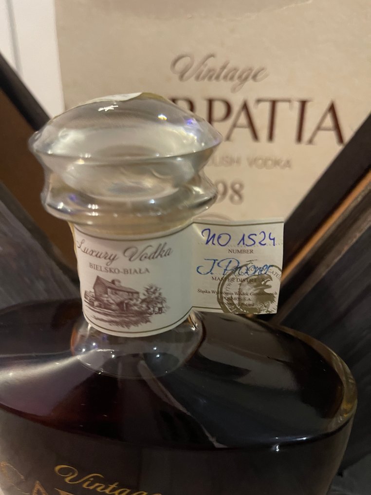 Carpatia 1998 - Vintage Luxury Polish Vodka  - 700ml #3.2