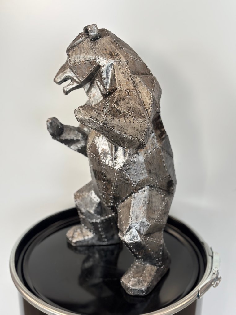 Rob VanMore - VANMORE Armoured Bear #2.1