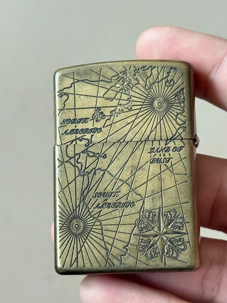 Zippo - Compass map design - Ingen mindstepris - Lighter - Messing #1.0