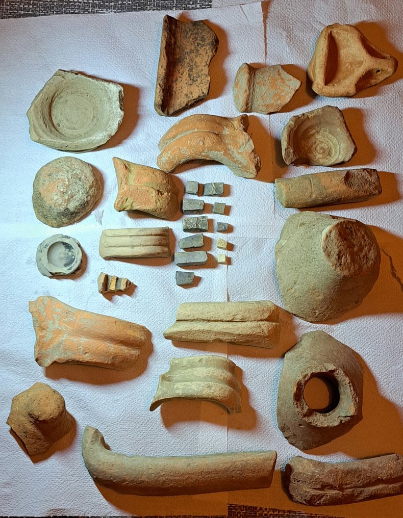 Ancient Roman Amphora  (No reserve price) #1.0