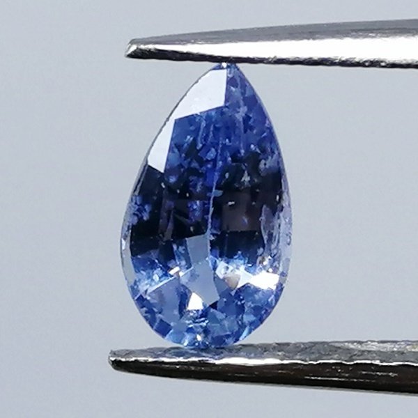 蓝宝石  - 0.68 ct - 西班牙宝石学院（IGE） - H(TE)-无填充 #2.1