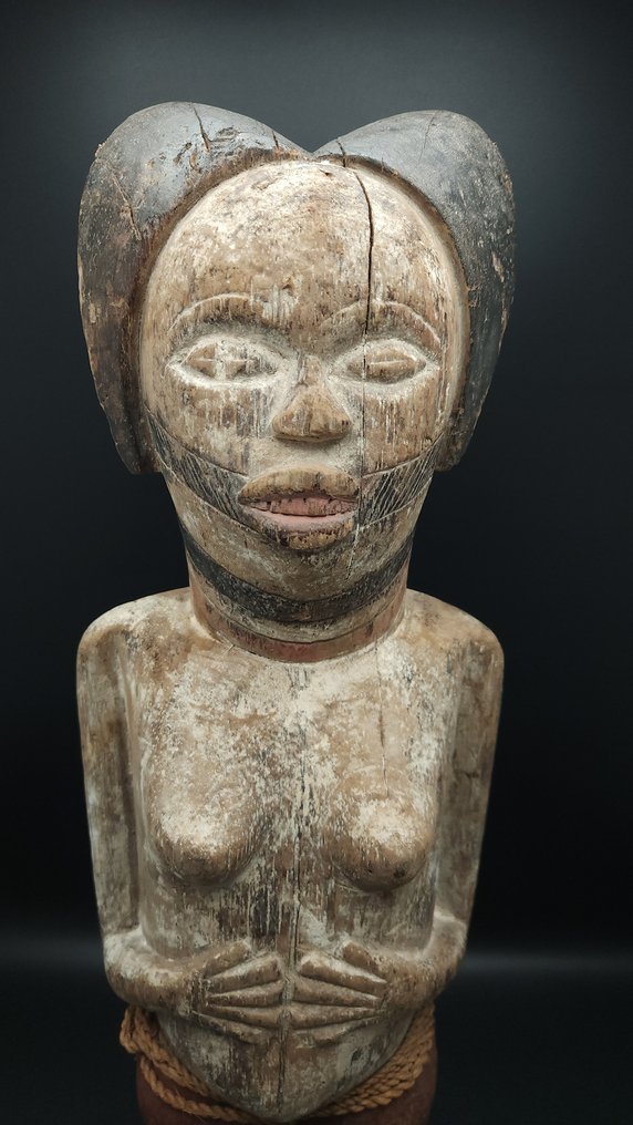 Υπέρομο άγαλμα - Kuyu - Κονγκό RDC  (χωρίς τιμή ασφαλείας) #1.0