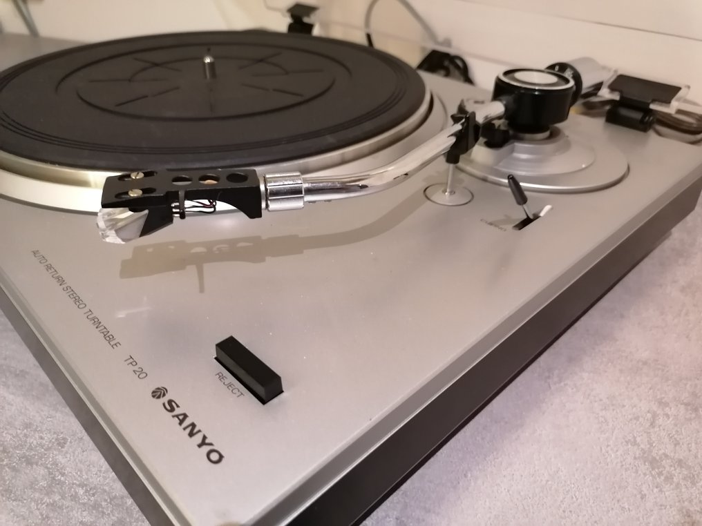 Sanyo - TP-20 Turntable #4.3