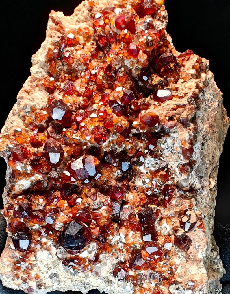 σπεσαρτίνη γκάμμα, σε ορθόκλασιο - Ύψος: 8 cm - Πλάτος: 7 cm- 280 g #4.3