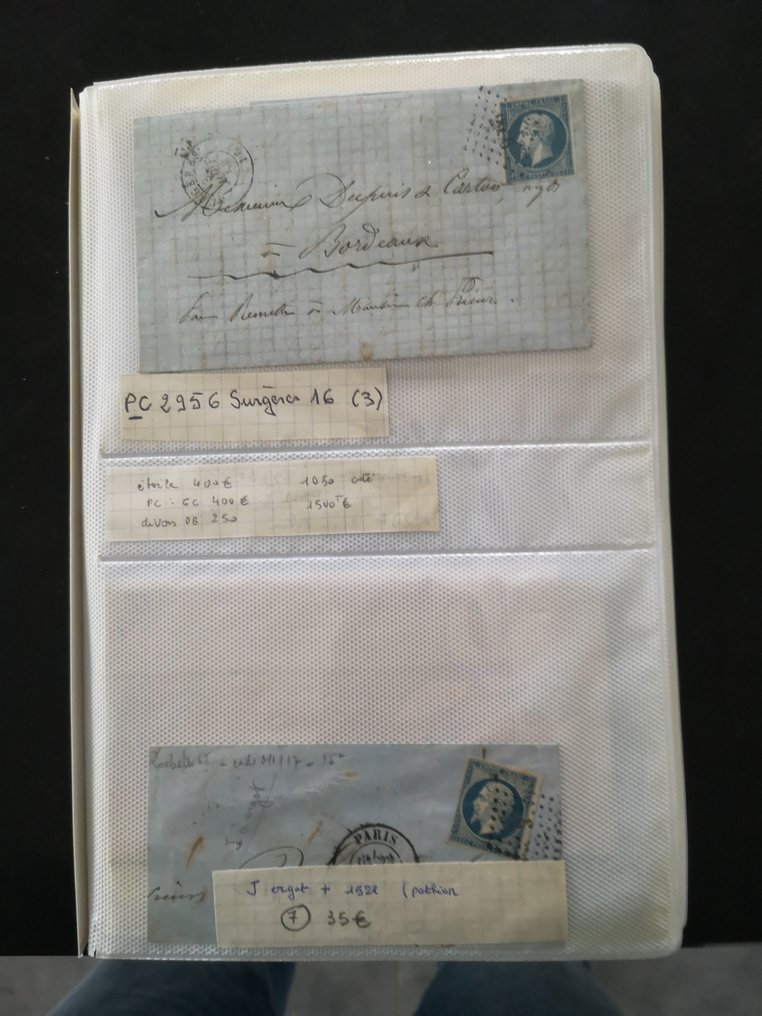 法国  - 在一个邮票信件的集邮册中，配有蓝色邮票 - TB #1.0