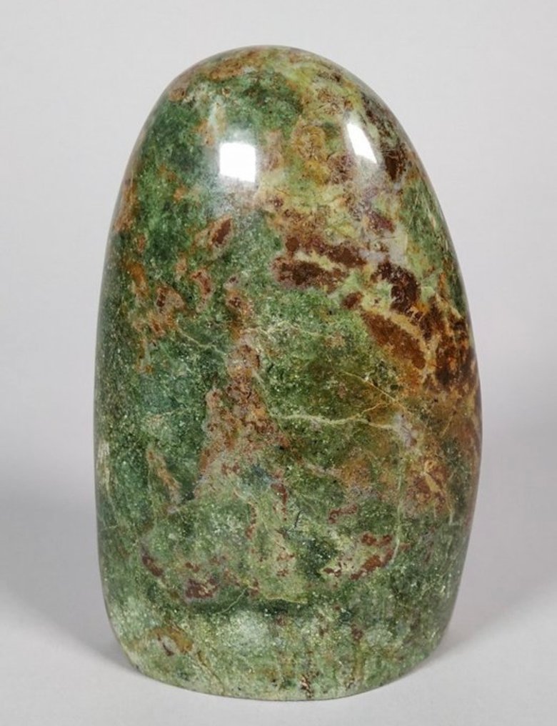 Chrysoprase Forme libre - Hauteur : 15 cm - Largeur : 10 cm- 1.115 kg - (1) #2.1