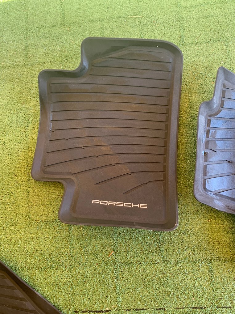 Car mats - Porsche - MACAN/CAYENNE #2.1